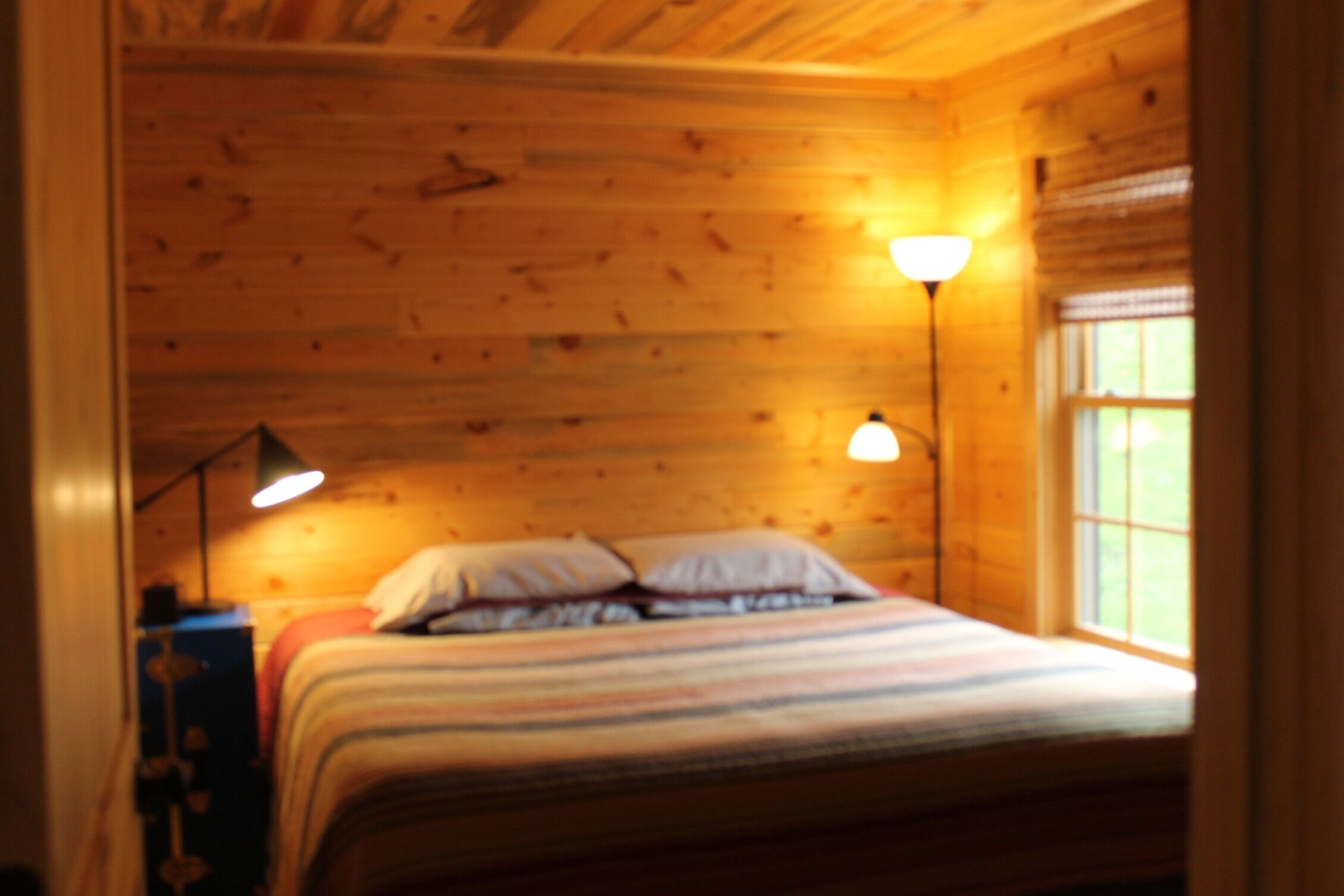 Rustic Cayuse Cabin - Remote Getaway