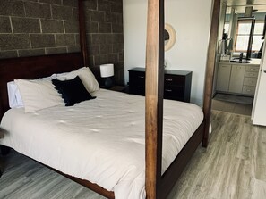 1 chambre, fer et planche à repasser, Wi-Fi, literie fournie