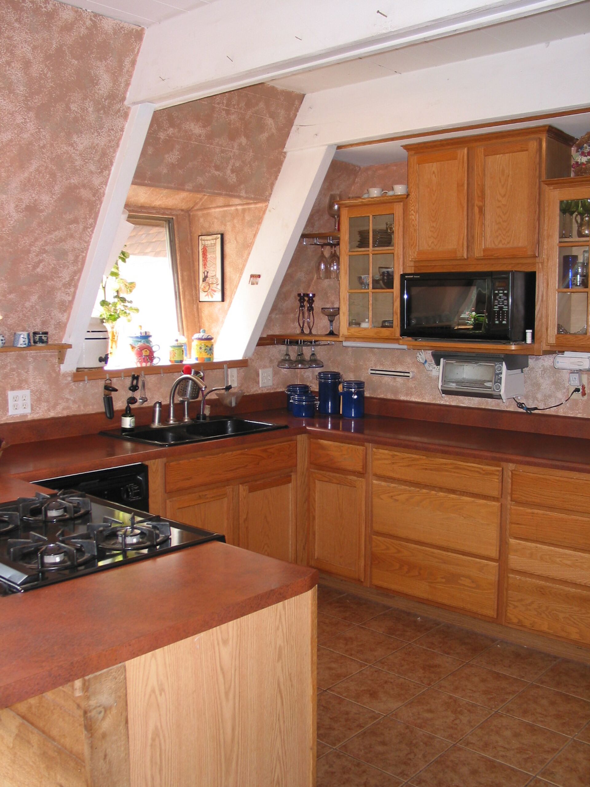 Classic, Three-Story Chalet in the Pines