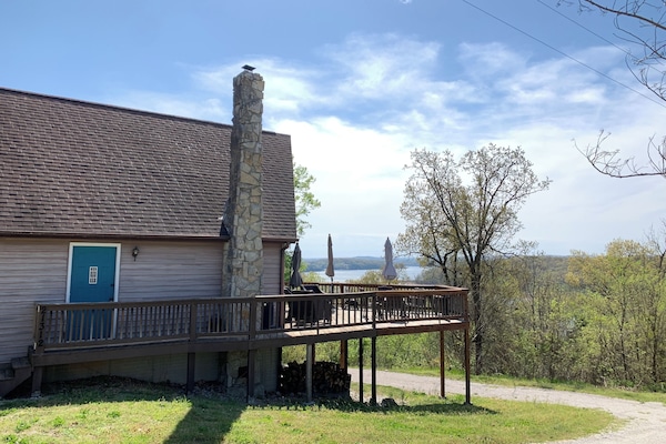 Lake view cabin over Shell Knob bridge.