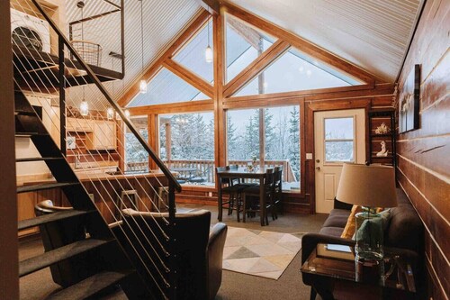 MountainTop Cabin Seward