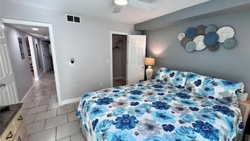 2 bedrooms, iron/ironing board, WiFi, bed sheets