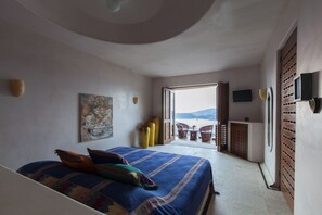 4 habitaciones, tabla de planchar con plancha, wifi y ropa de cama 