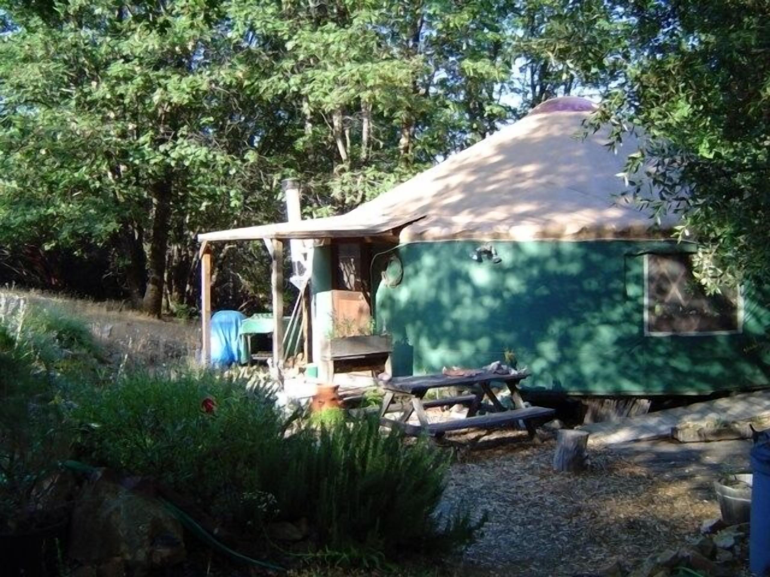 Adventurous And Comfortable Glamping In The Heart Of Yuba River Gold Country