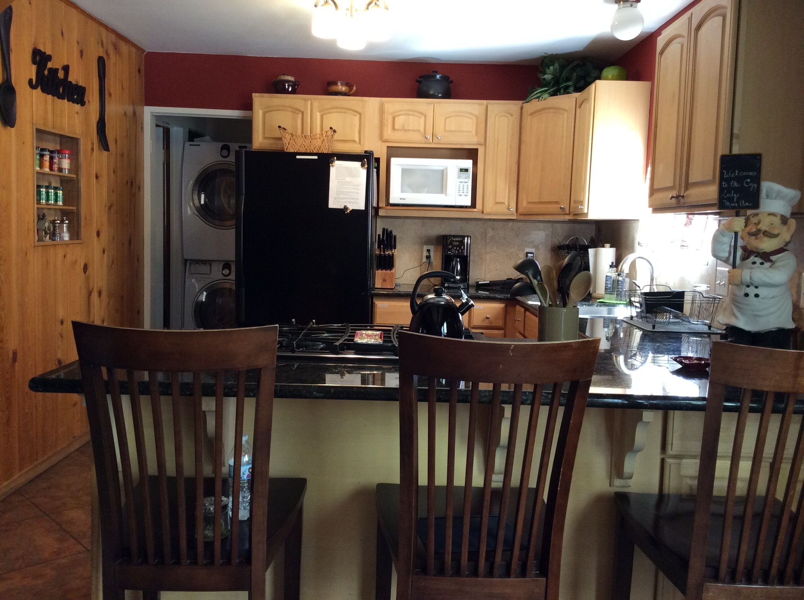 THIS WEEKEND SPECIAL$$/USE OF PRIVATE BEACH PASS/Propane Fire Pit/BBQ Grill