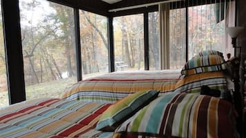 1 slaapkamer, een bureau, gratis wifi, beddengoed