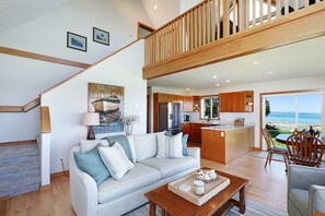 Smart TV, fireplace, books, music library