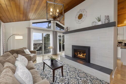 Miellyttävä Beach Getaway - vasta uusittu kotiin askeleen päässä rannalta