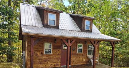 "The Genoa" a Rustic Adventure - Amish-Built Deluxe Cabin