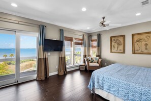 5 bedrooms, free WiFi, bed sheets