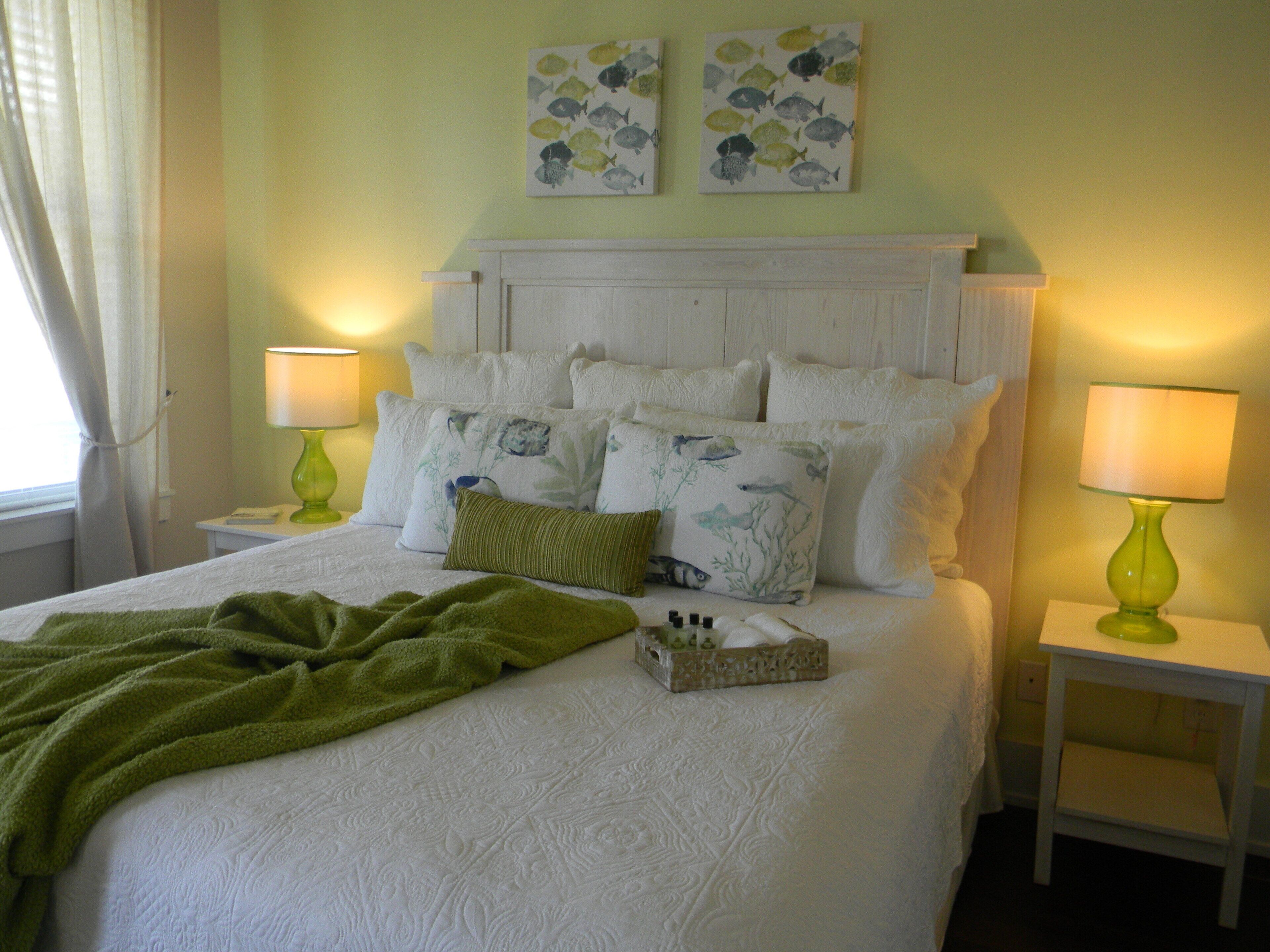  Villa Mustique, Seacrest / Rosemary Beach 
