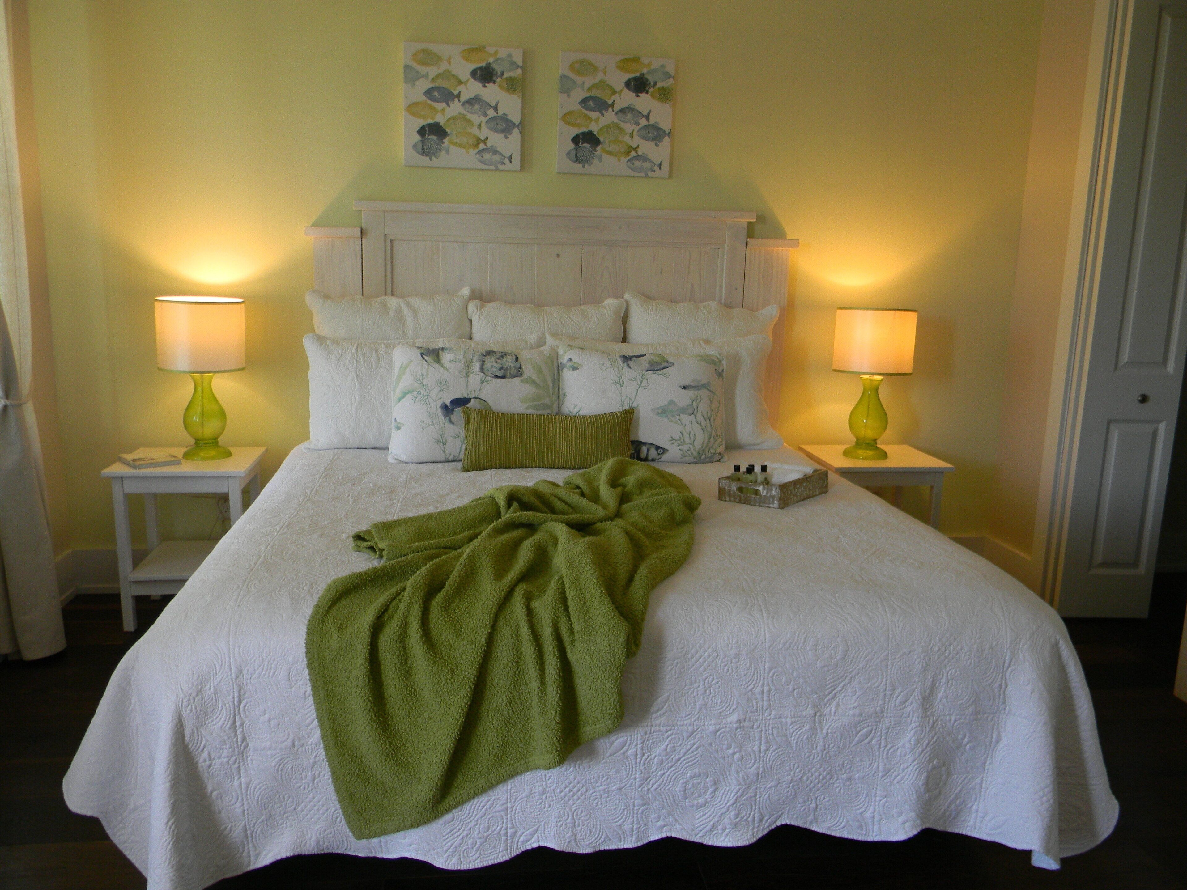  Villa Mustique, Seacrest / Rosemary Beach 
