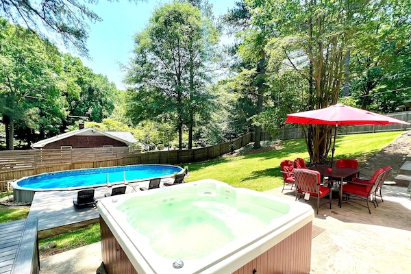 Pool ONLY open last weekend of Apr - Sep, Newly added: HotTub open all year.
