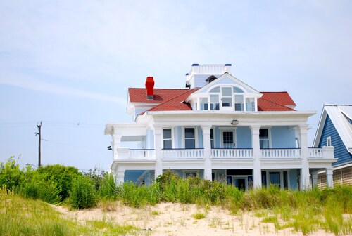 Historic Beachfront Home With Stunning Views Of The Chesapeake Bay!