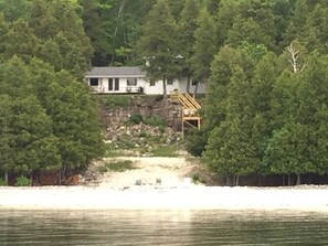 Exterior - Washington Island - West side shore front home! (Washington)