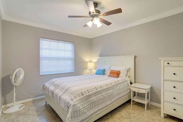 3 bedrooms, iron/ironing board, free WiFi, bed sheets