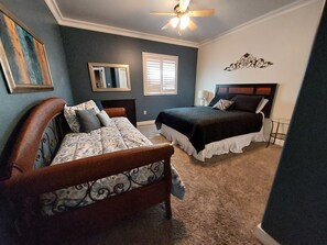 5 chambres, bureau, fer et planche à repasser, Wi-Fi gratuit