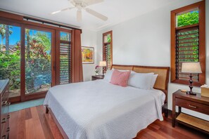 2 habitaciones, caja de seguridad en la habitación y escritorio 