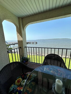 Property grounds - Oceanside, Top & Center at Pier Pointe-10% off most of yr for 7 or more nights (St Simons)