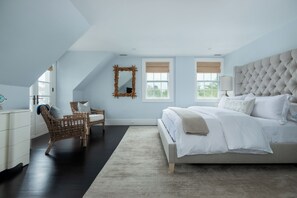 7 habitaciones, tabla de planchar con plancha, wifi y ropa de cama 