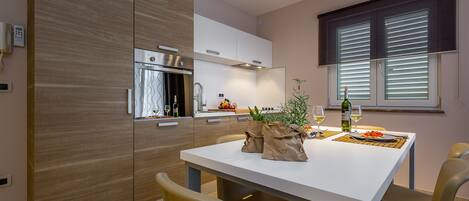 تناول الطعام