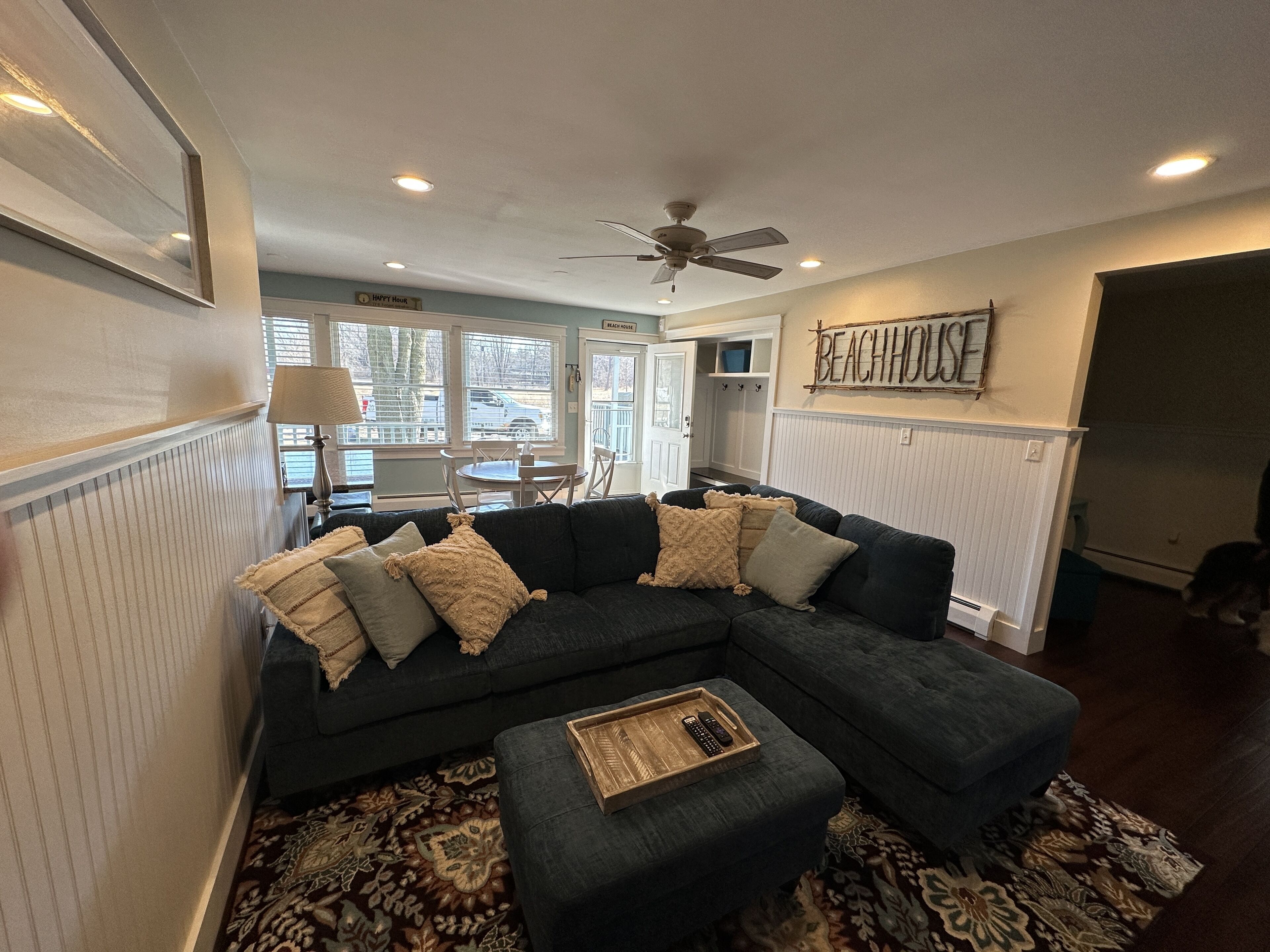 •SEPTEMBER & OCTOBER SPECIAL rent 2 nights get the third free!!!