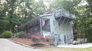 Exterior - Peaceful Luxurious Getaway! Large, private 3-Level Home with Fireplace! 8 acres! (Peebles)