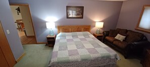 4 bedrooms, iron/ironing board, free WiFi, bed sheets - Peaceful Luxurious Getaway! Large, private 3-Level Home with Fireplace! 8 acres! (Peebles)