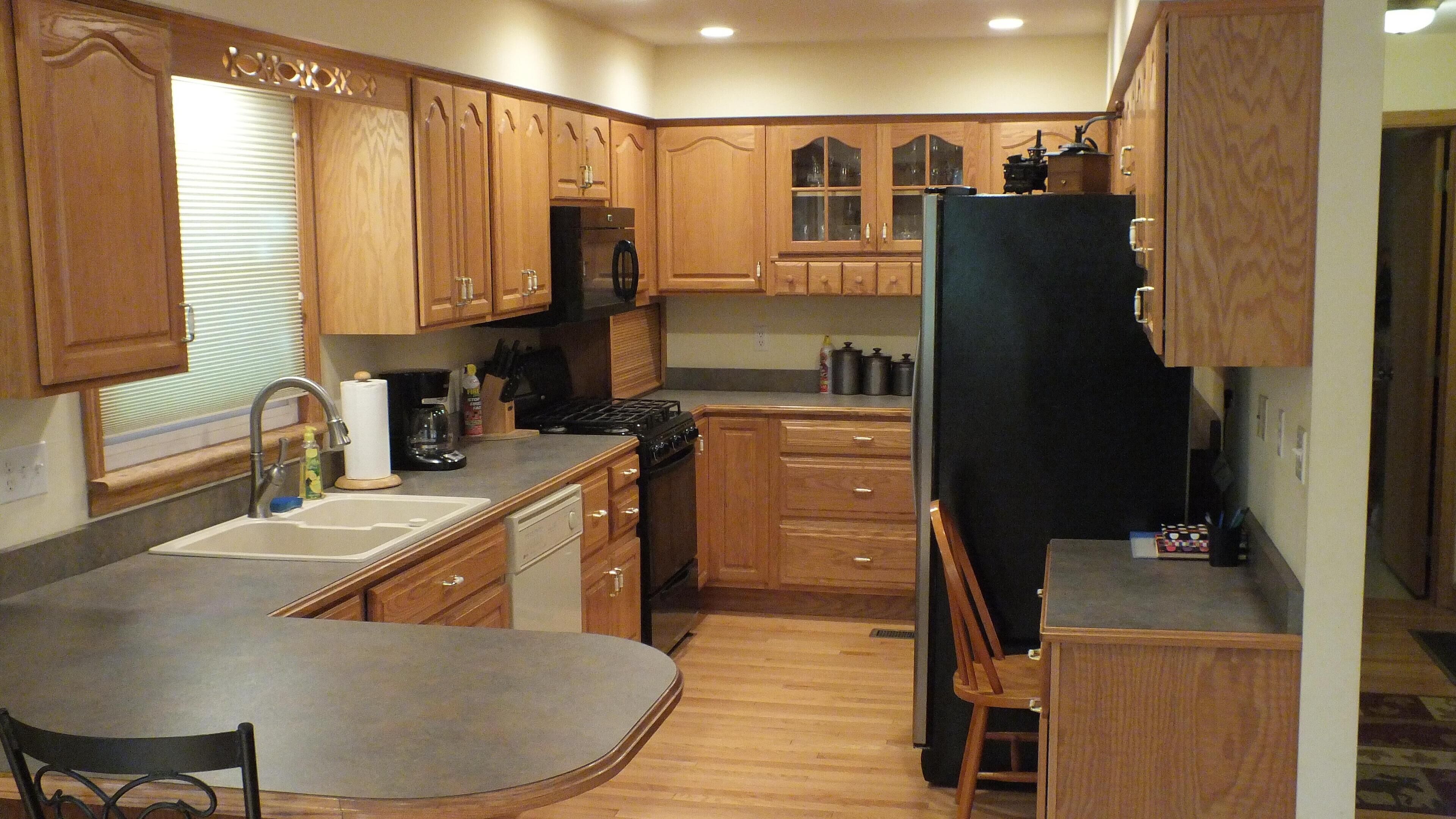 Private Custom Large Home-Borders Brush Creek Forest!  A little slice of heaven!