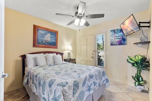 2 bedrooms, iron/ironing board, travel cot, free WiFi