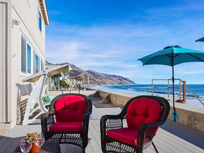 Endless Summer! Large Family Friendly Beach House!