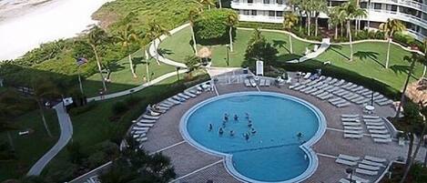 Piscina externa, piscina aquecida