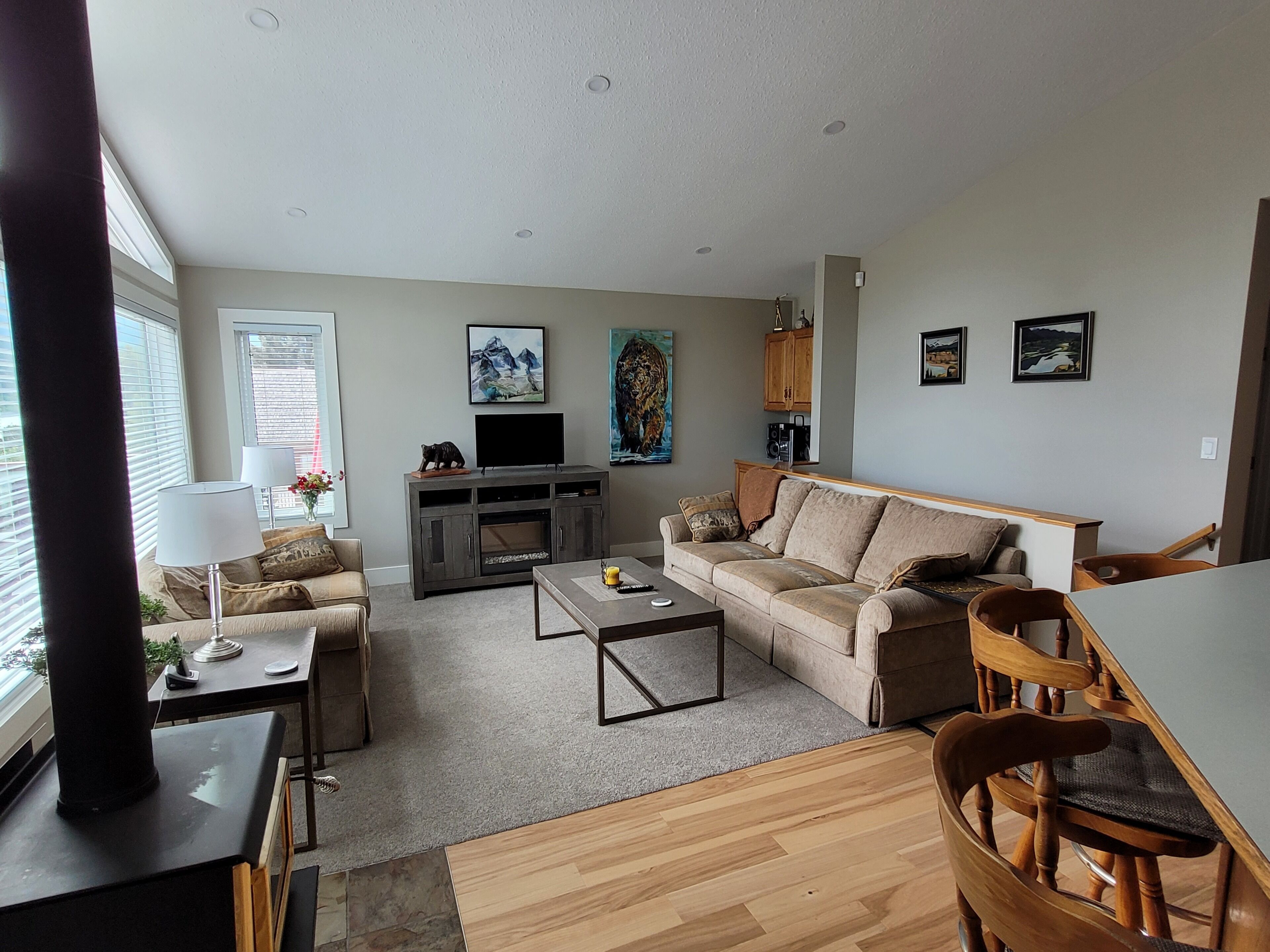 View Walkout Bungalow Vacation Home in Windermere, B.C.