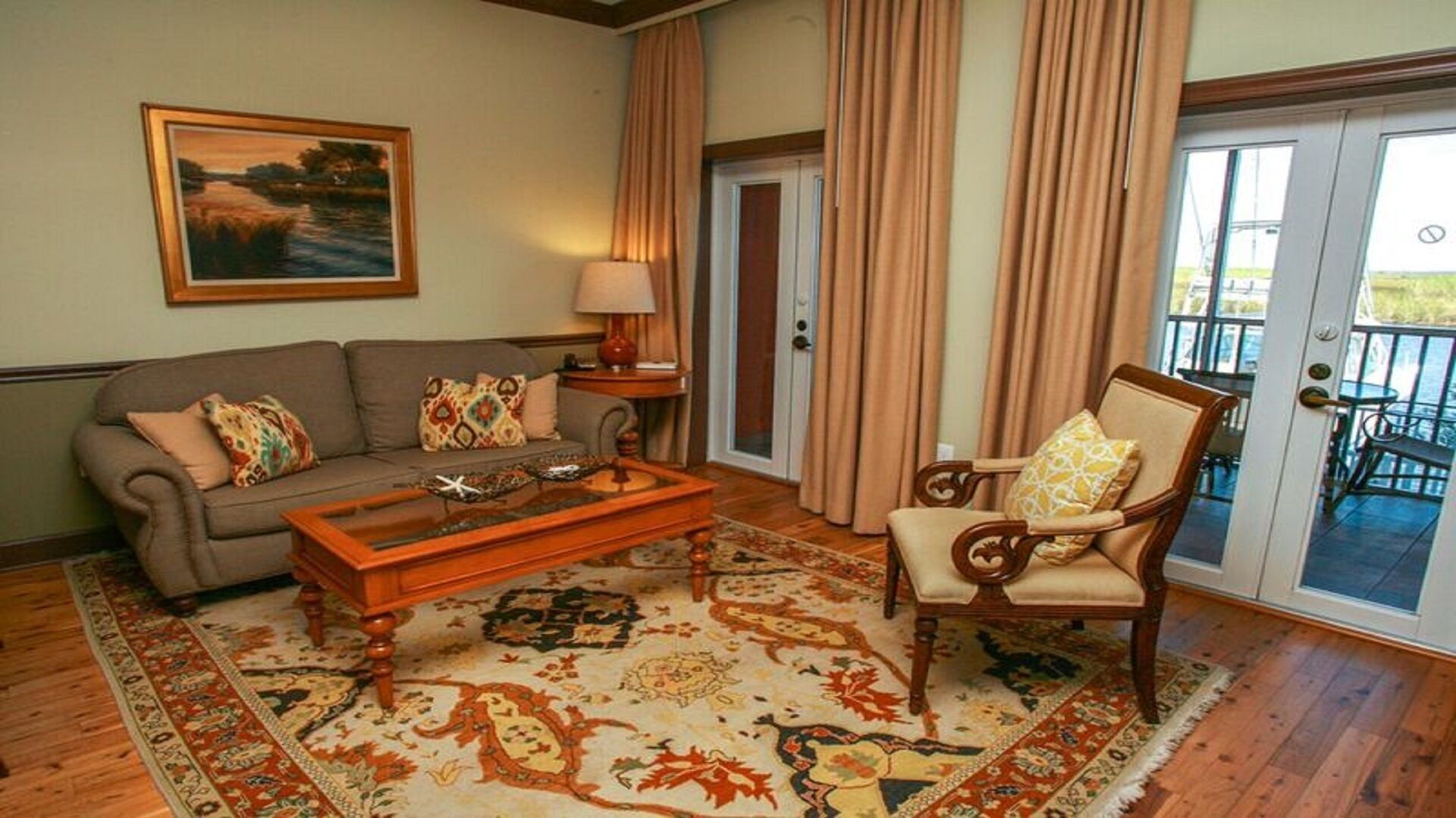 Riverfront Condo on Beautiful Apalachicola River!