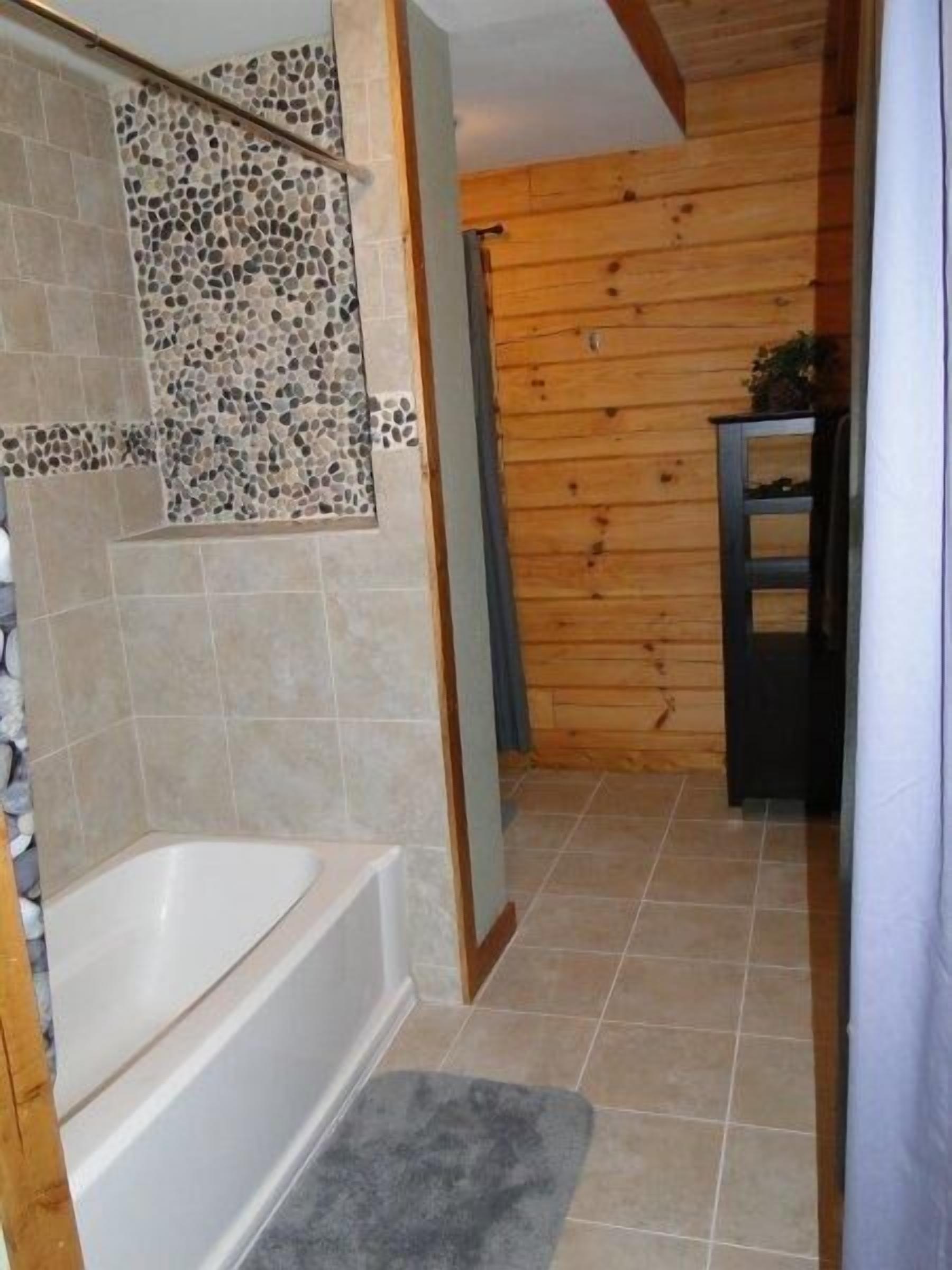 Family Friendly Cozy Cabin