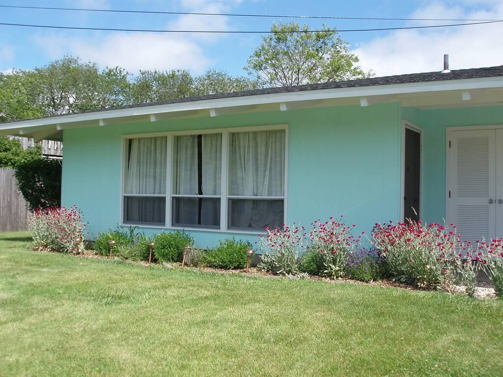 Ditch Plains Leisurama - Entire House Available