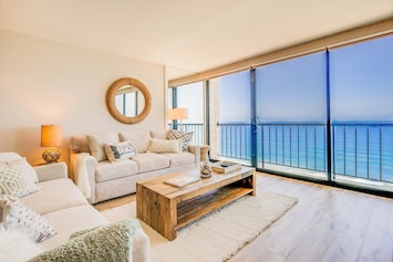 Image of Beautifully remodeled 10th floor oceanfront condo