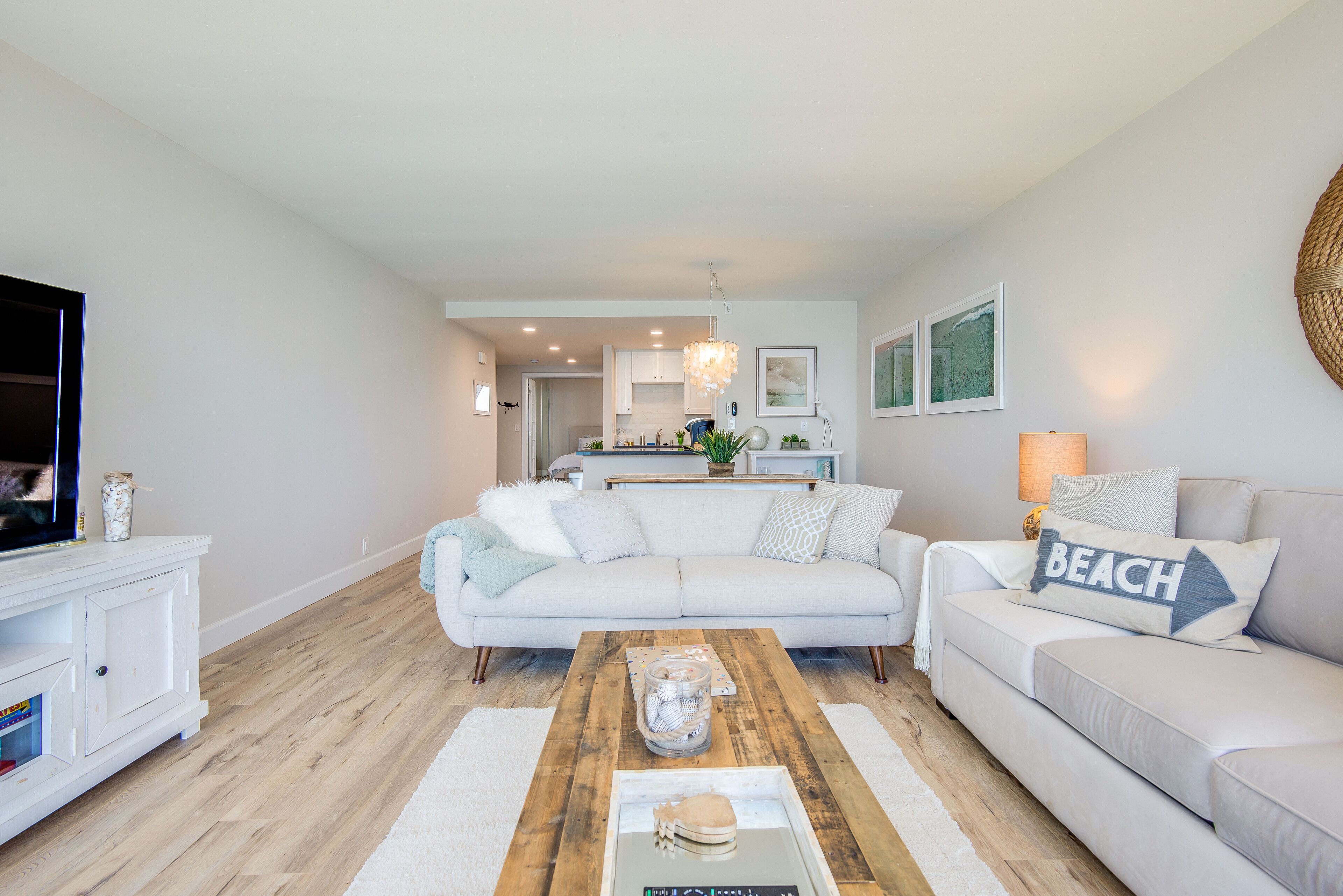 Beautifully remodeled 10th floor oceanfront condo