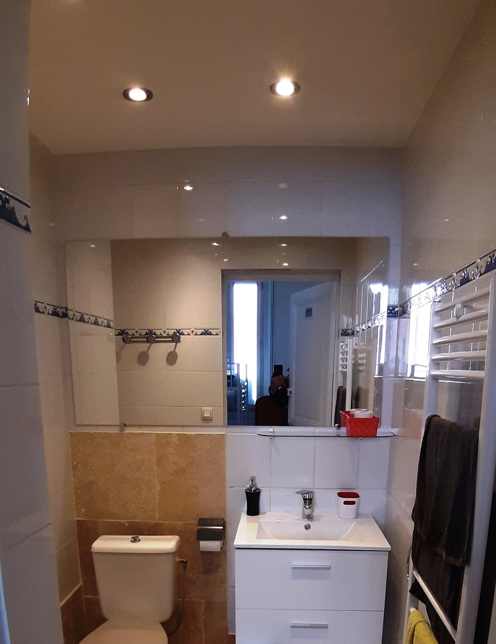 250 m from Port Vauban The Glamorgan in the Heart of Antibes