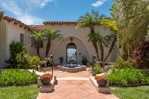 Terrace/patio - Amazing La Jolla Views with Pool & Spa! (San Diego)