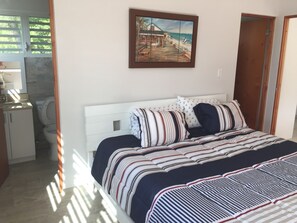 3 bedrooms, free WiFi, bed sheets, wheelchair access