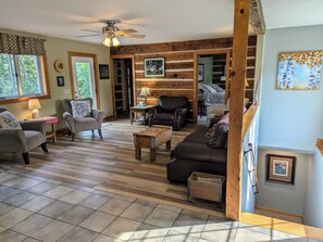 Smart TV, fireplace, DVD player