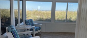 Delaware Beachfront Private Getaway on the Bay