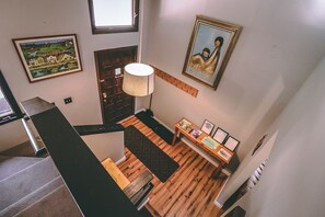 Interior - Silver Cloud Cabin - Pet Friendly! - 15 minutes to Loveland (Georgetown)