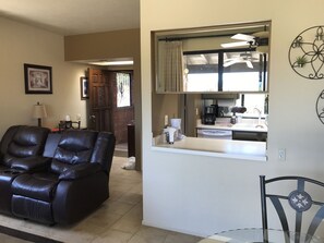 Smart TV, fireplace, DVD player, books - Enjoy the Moon Rising over the Santa Rita Mountains. Property in Desert Casitas. (Green Valley)