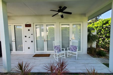 Juno Beach Guest house