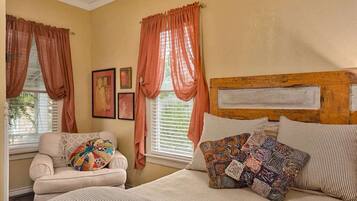 2 chambres, fer et planche Ă repasser, draps fournis