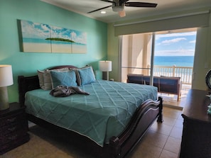 2 bedrooms, in-room safe, iron/ironing board, free WiFi