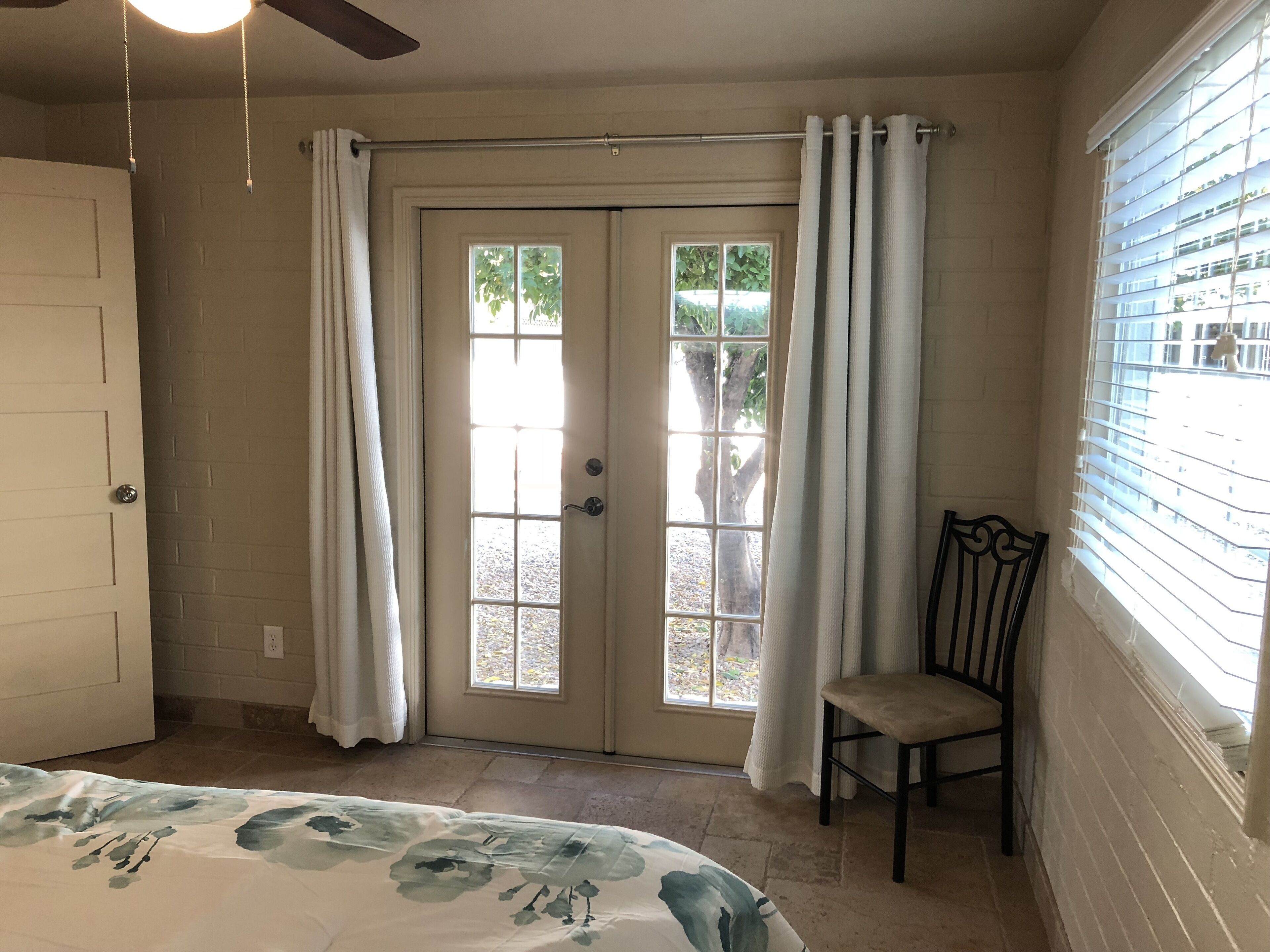 1 多间卧室、办公桌、熨斗/熨衣板、免费 WiFi