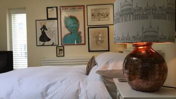 1 bedroom, Egyptian cotton sheets, desk, iron/ironing board